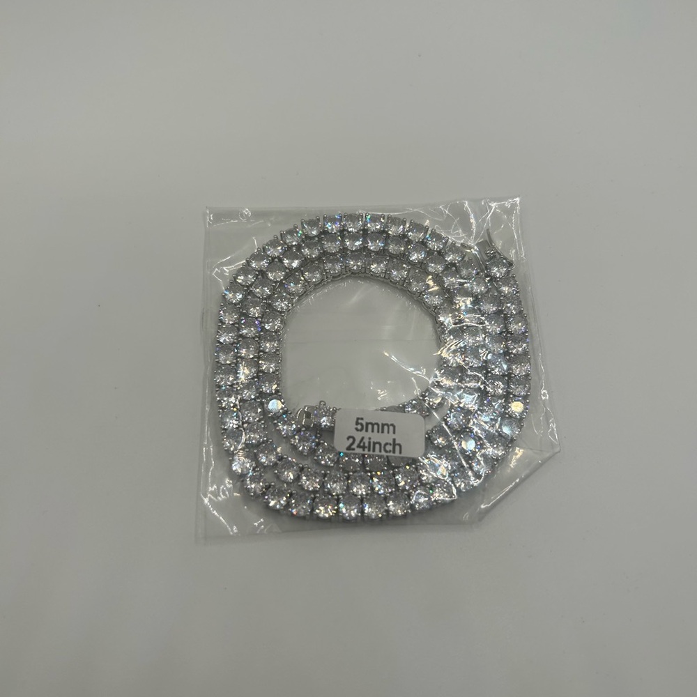 Moissanite Tennis Chain Silver 5mm 24 Inches Brand New VVS1 Necklace Crazy Shine